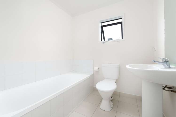 1/49 Henderson Valley Road Henderson_12