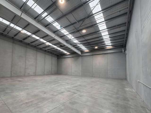 Premium Westgate Industrial Lease