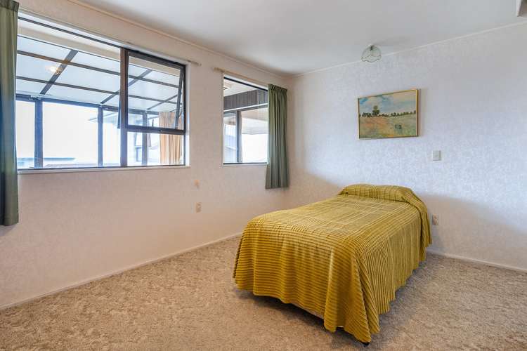 6 Kaka Street Waikanae_12