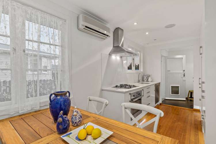 46 Strid Road Te Atatu South_8