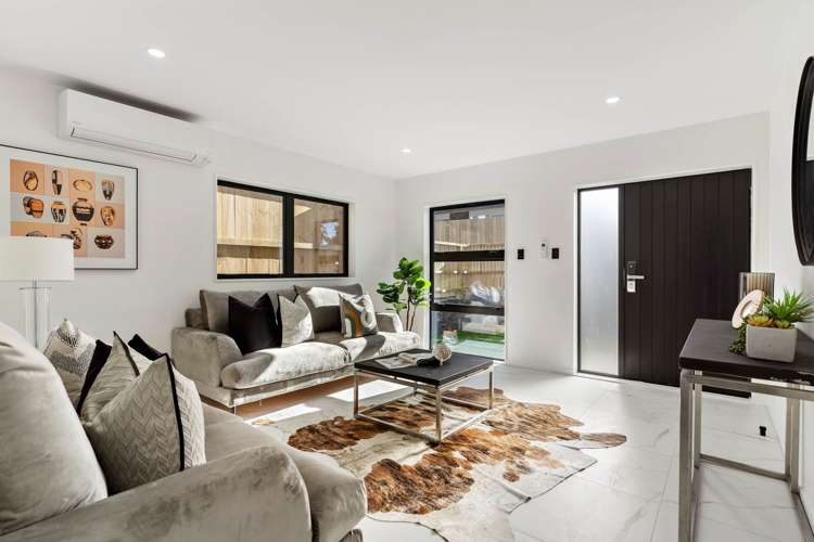 21b Borrowdace Avenue Botany Downs_6