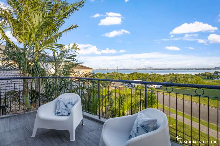 8 Waikura Drive Te Atatu Peninsula_19