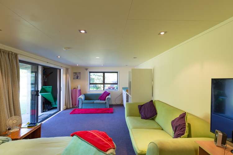 50 Neale Avenue Stoke_17