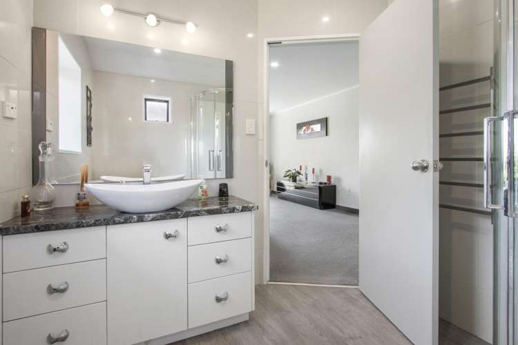 217 Ongare Point Road Katikati_13