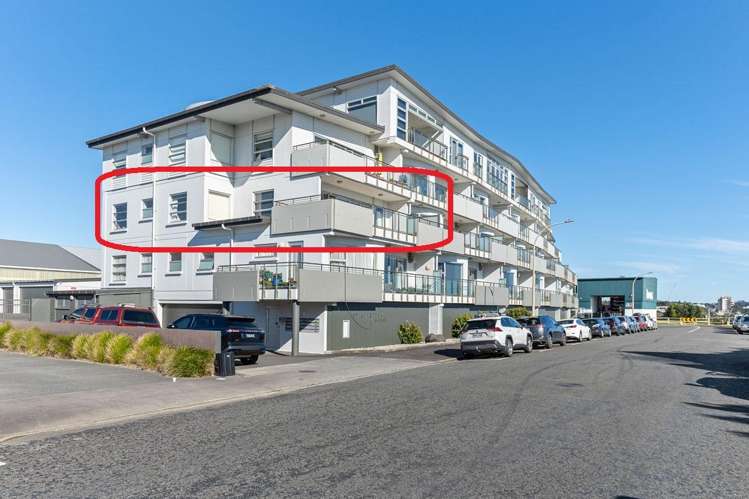 12/4 Buller Street New Plymouth Central_20