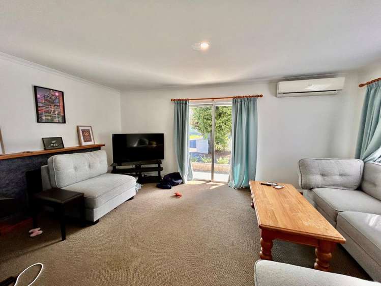 22 Scully Crescent Onekawa_2