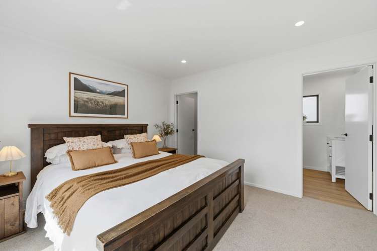 29 Humphries Road Waimumu_17