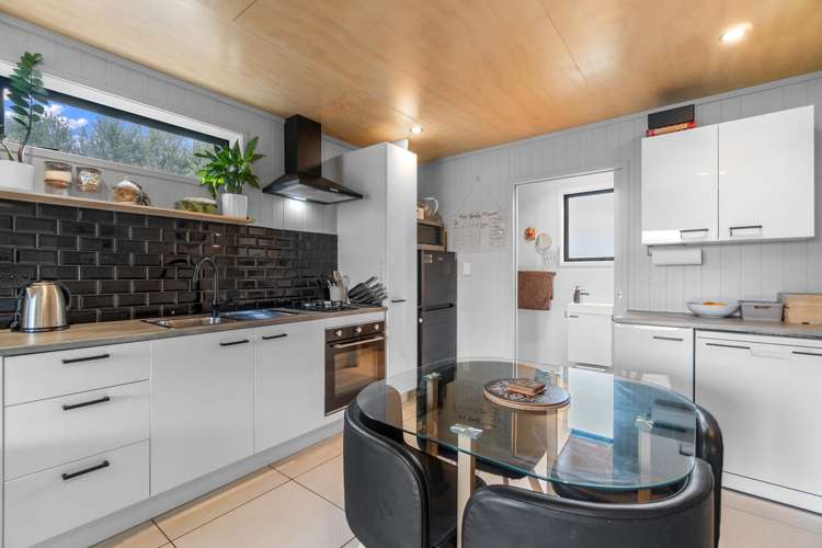 311 Bell Road Morrinsville_13
