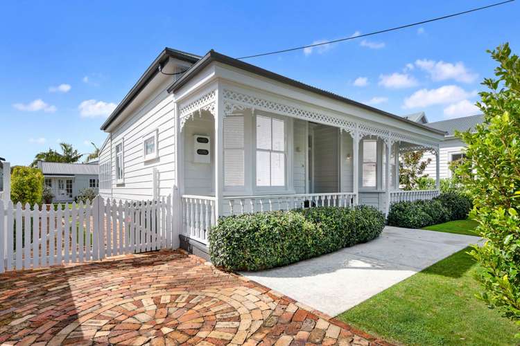 36 Tainui Road Devonport_23