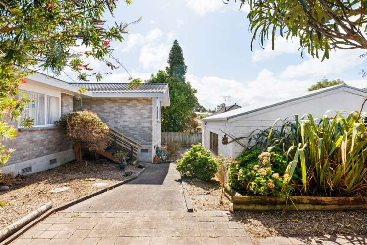 23a Mitcham Avenue Forest Lake_10