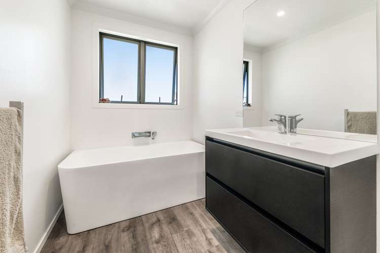 43 Jean Archie Drive Rolleston_20