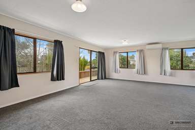 1/32 Parakai Avenue, Parakai_4