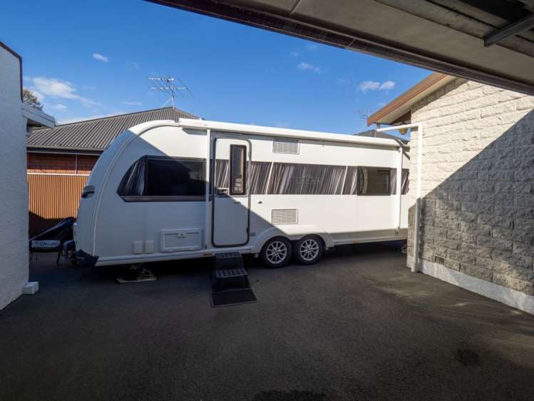 1/305 Wills Street Ashburton_19
