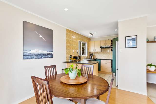 2/71 Bruce Road Glenfield_1