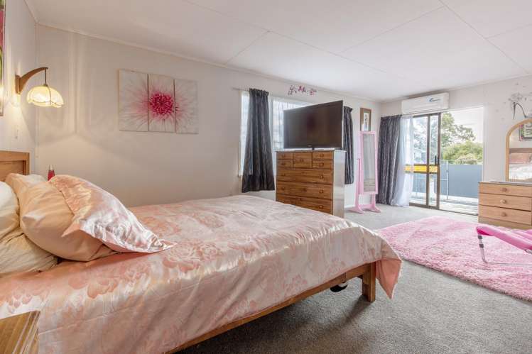 1 Jull Crescent Waipukurau and Surrounds_6