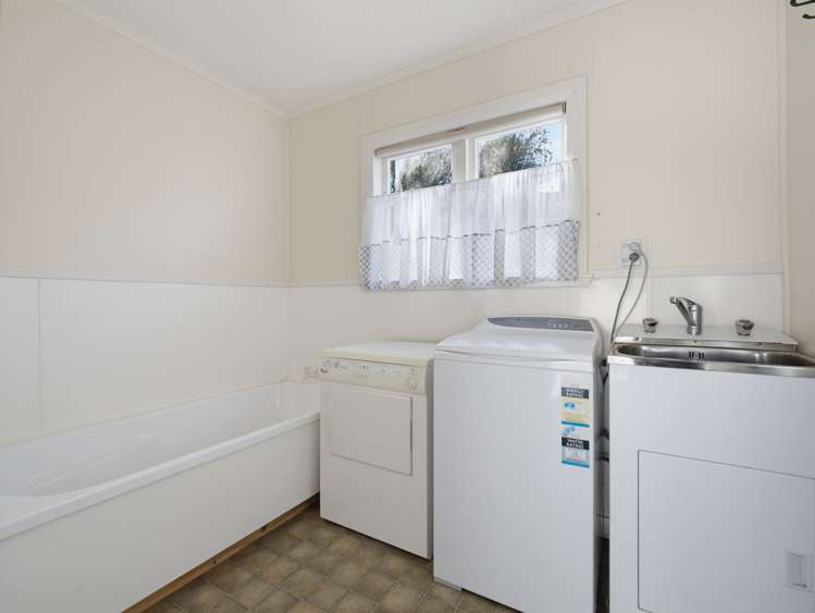 2 Hikutaia Street Te Aroha_13
