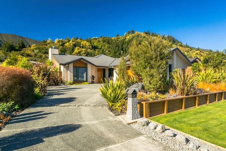 15 Weka Place Picton_0