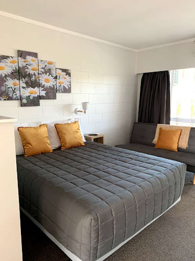 Racecourse Motel Paeroa_1