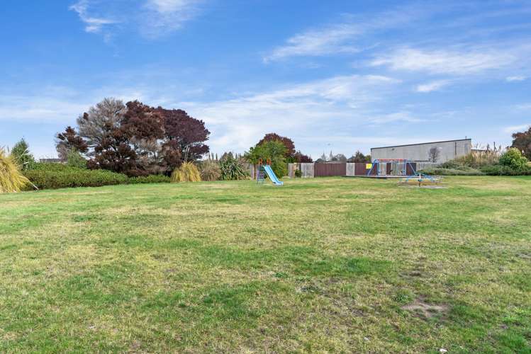 1-4/31 Vickerys Road Wigram_11