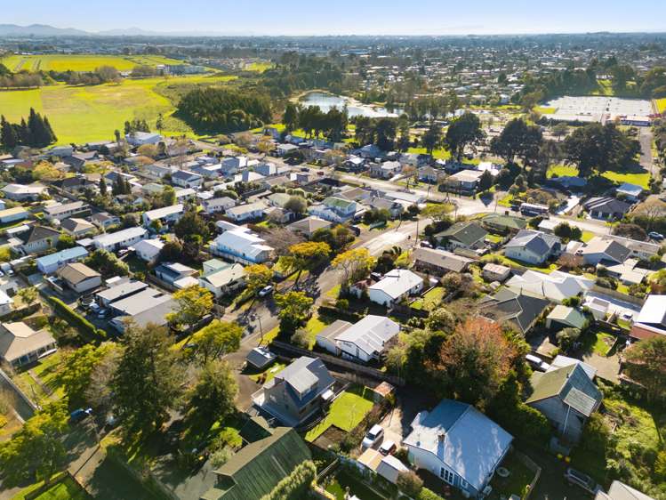 17 Huia Avenue Forest Lake_20