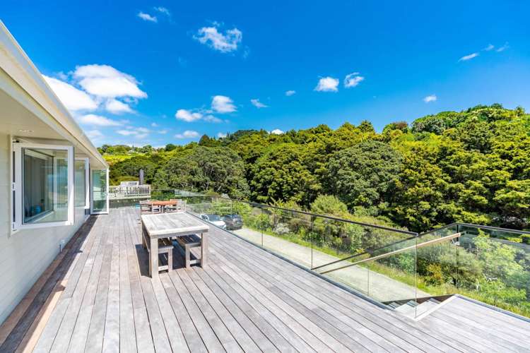 20 Taranga Road Langs Beach_4