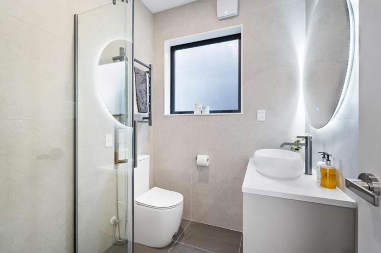 12D Rewi Street Torbay_10