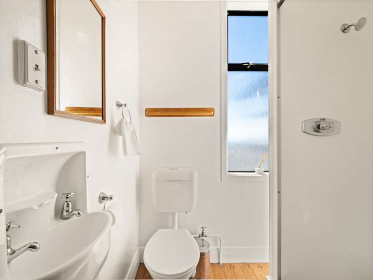 24 Ryehill Street Calton Hill_15