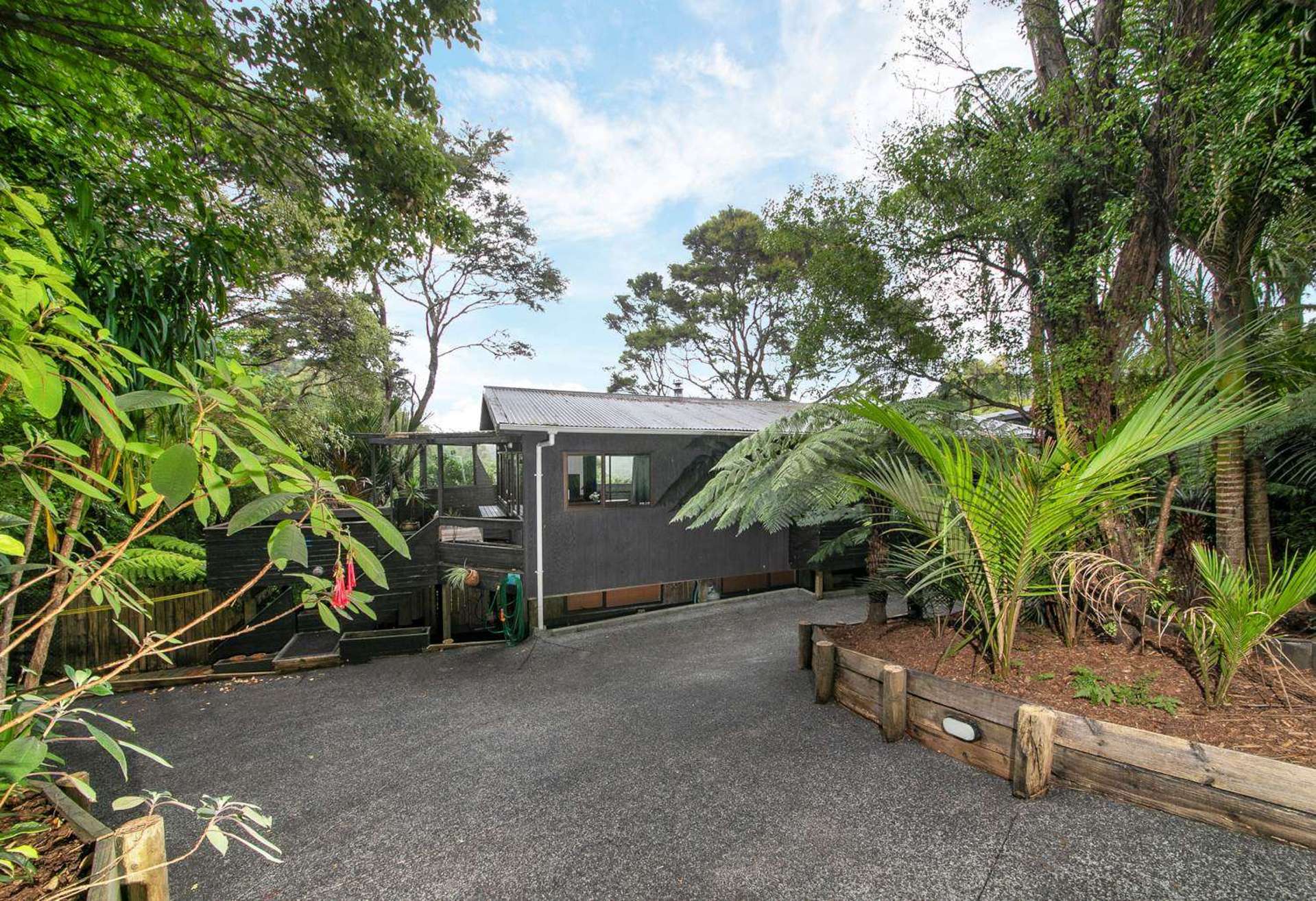 39 York Road Titirangi_0