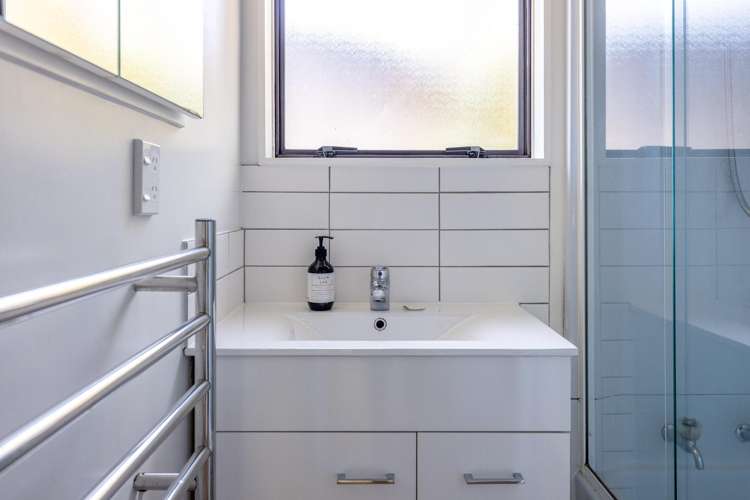 35 Lannan Road Surfdale_17