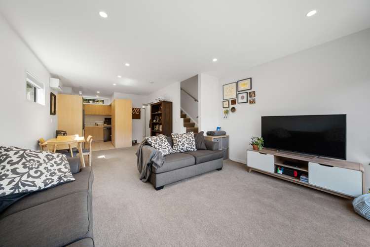 5/7 Handyside Street Tawa_5