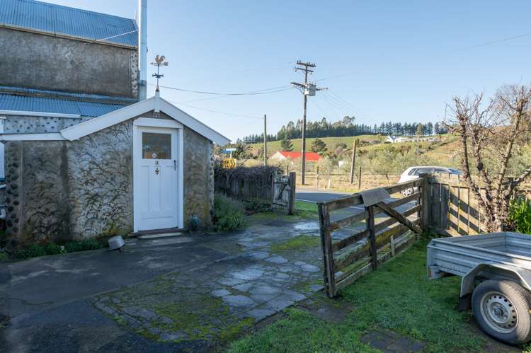 2 Higgins Road Brightwater_21