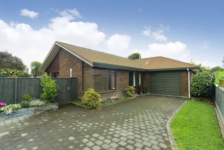 5b Fern Grove Taradale_14