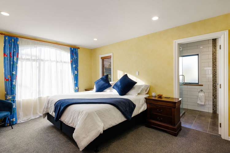 16 Cranwell Place Hillcrest_10