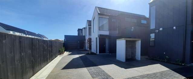 One bedroom townhouse