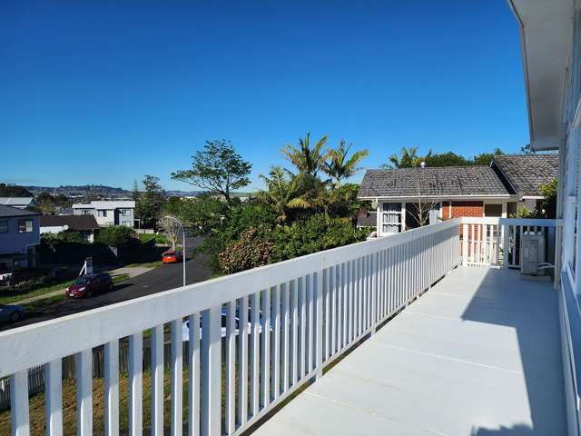 24 Megan Avenue Pakuranga Heights_1