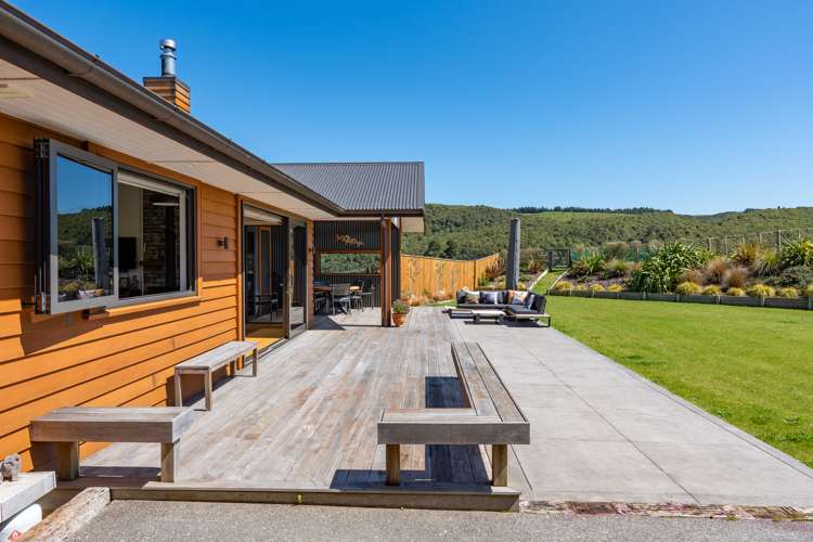 18 Kahikatea Drive Kinloch_12