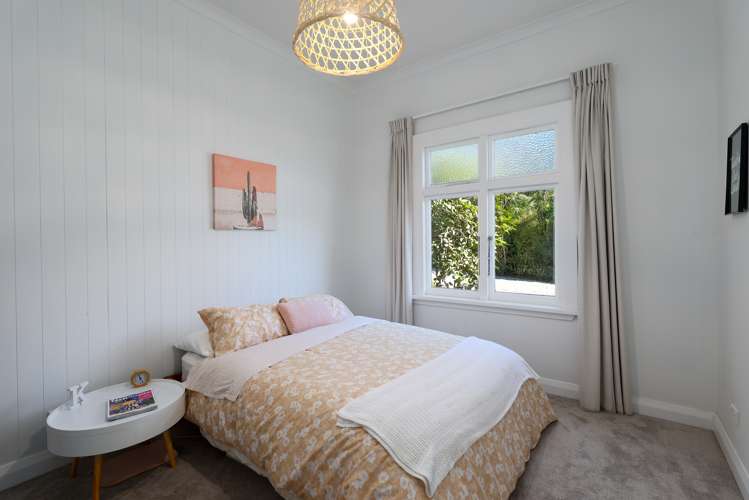 819 Eighty Eight Valley Road Wakefield_13