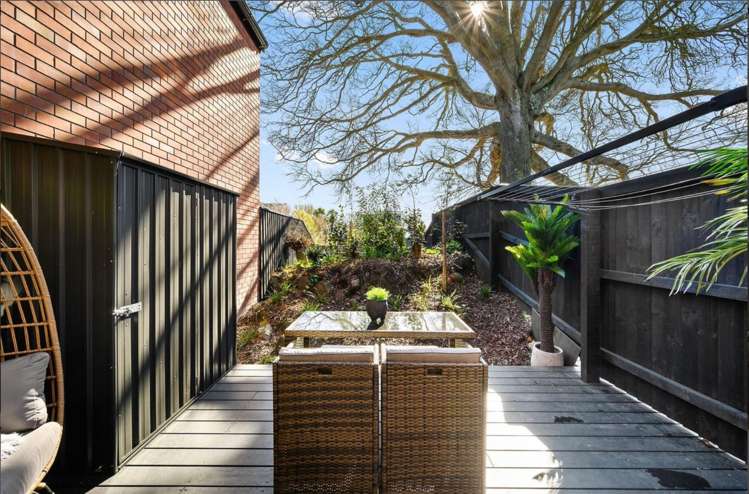 2/66 Innes Road Merivale_14