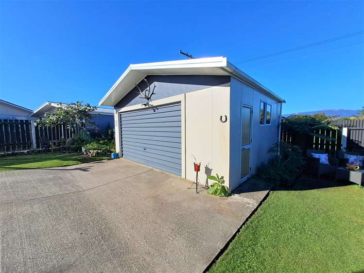 17 Ngahue Crescent Carters Beach_13