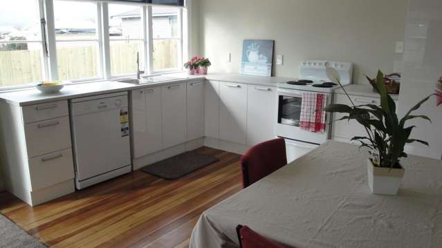 168 Broadway Matamata_2