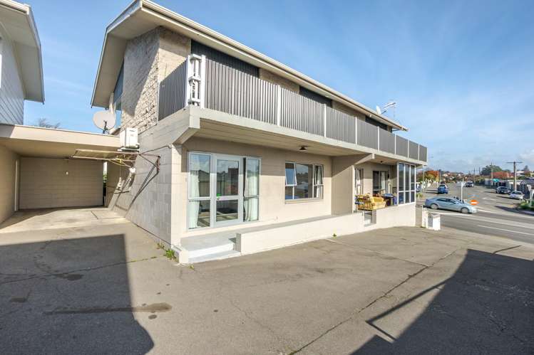 2/57 Evans Street_0
