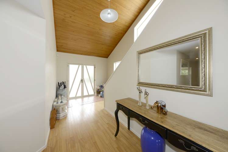 1 Travis Country Drive Burwood_12