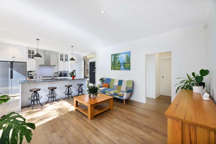 205 Kyle Road Greenhithe_6