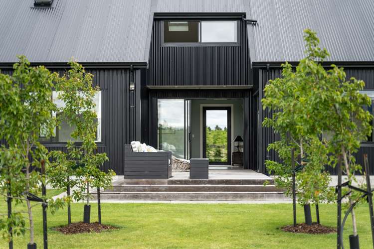 208a Wood Street Woodside_16