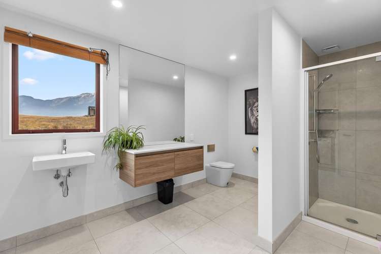 7 Moonraker Place Lake Hawea_13