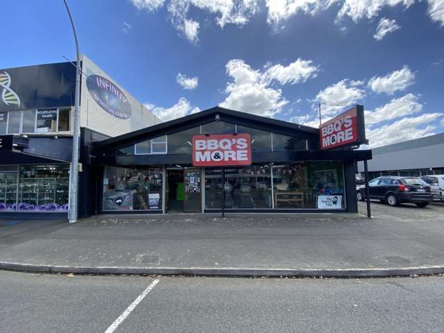 High-Profile Retail/Showroom on Anglesea Street