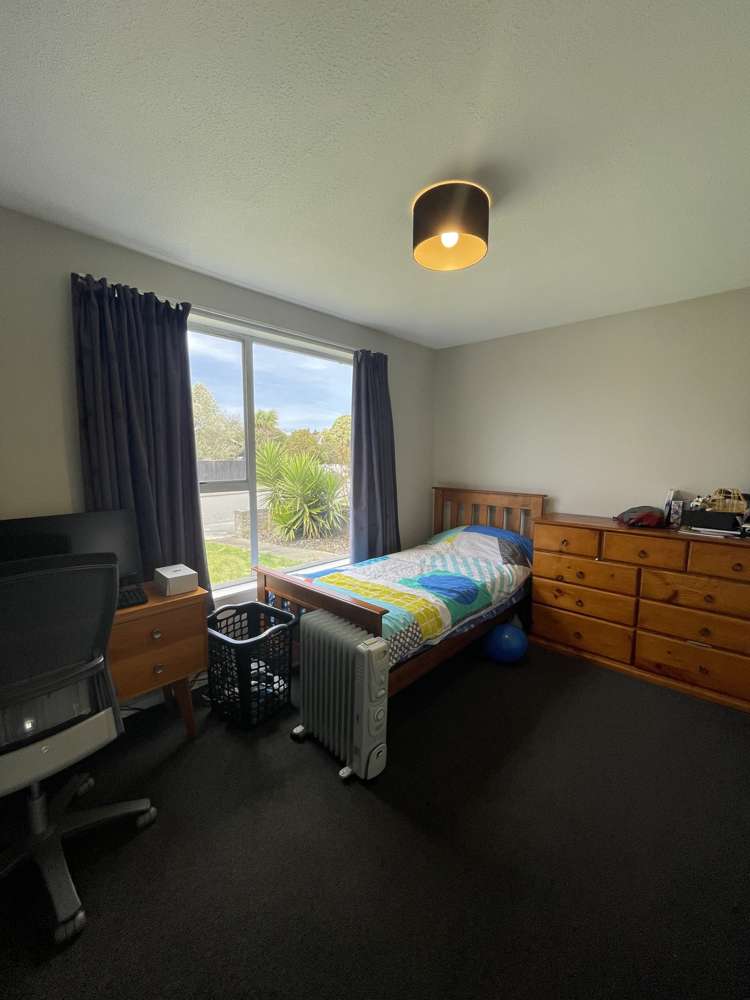 55 Oakley Crescent Hornby_8