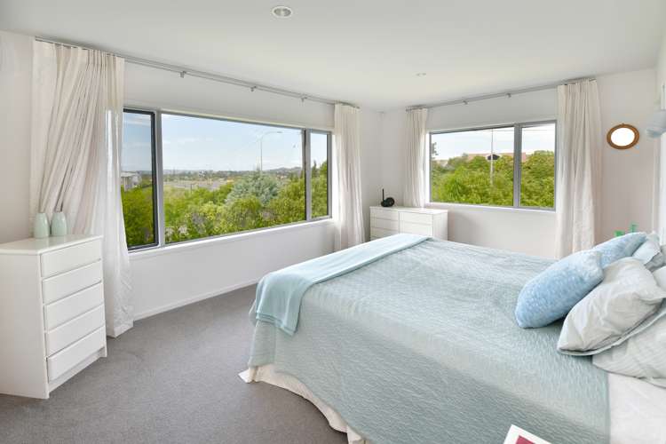 8 Bayview Park Lane Orewa_12