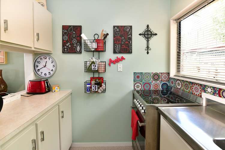 Unit A/3 Miro Street Helensville_1