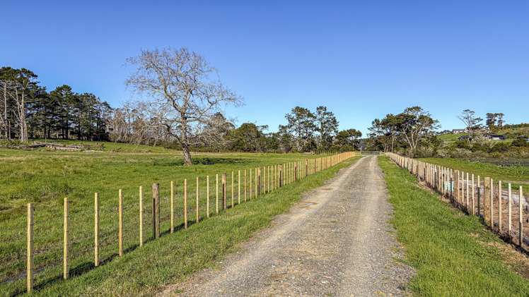 2/123 Nelson Road Taupaki_20